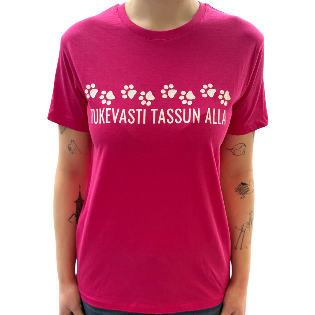 "Tukevasti tassun alla" T-Paita